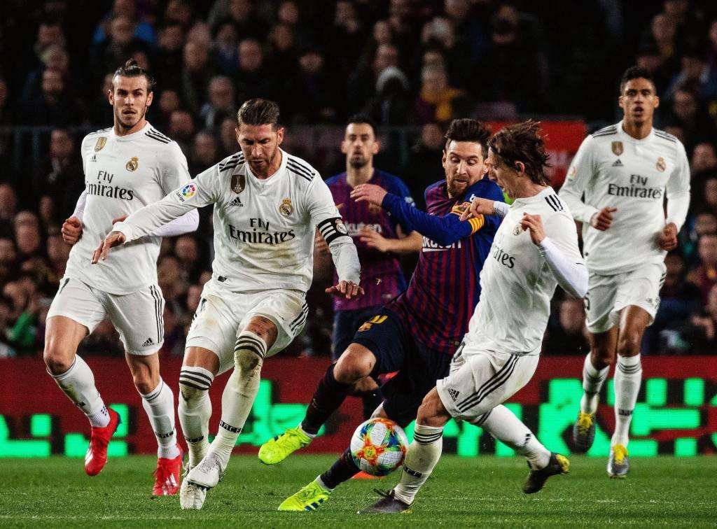  皇马一亿求购萨卡遭拒，阿森纳标价超一亿二千万  